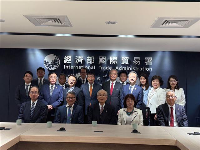 TITA Deputy Director General Liu meets with The Kyushu New Business Conference