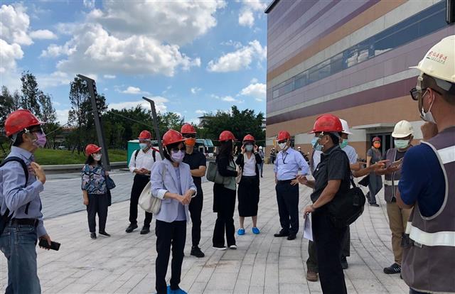 DG Kiang during onsite inspection of ICC Tainan, the “New Window to Tainan.”