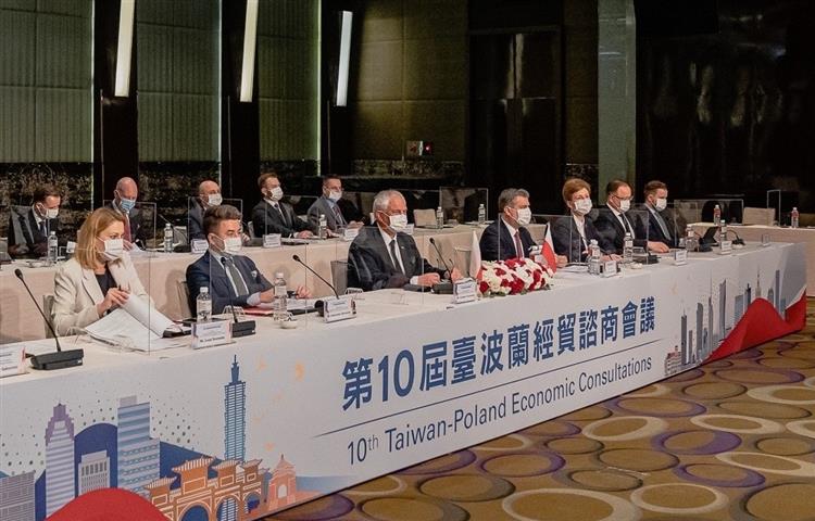Taiwan, Poland sign 3 MOUs at Economic Consultations