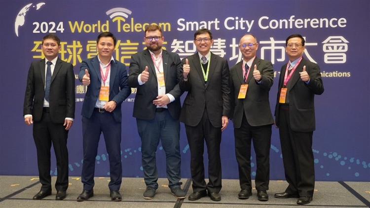 The "2024 World Telecom Smart City Conference" kicked off at the Nangang Exhibition Center on March 21st as part of the Smart City Summit and Expo