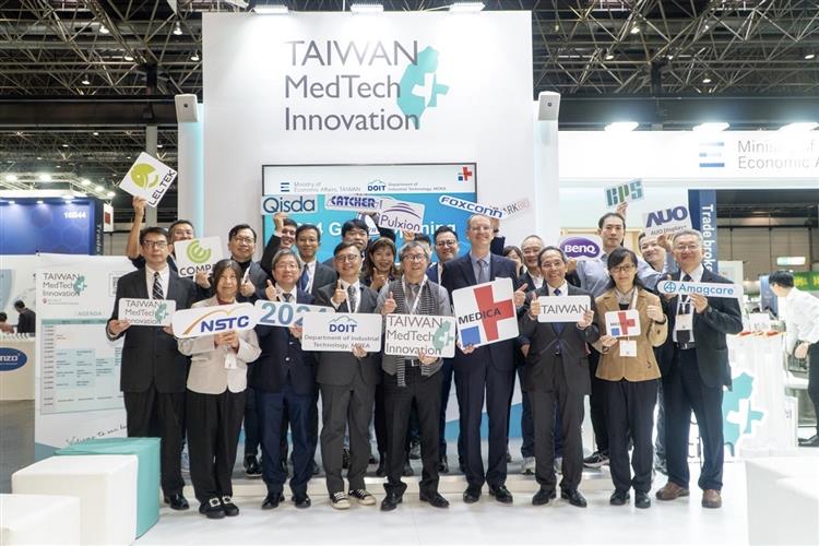 「Taiwan MedTech Innovation Pavilion」（臺灣創新技術專館），整合仁寶、達擎、鴻海、佳世達等11家國內醫材大廠