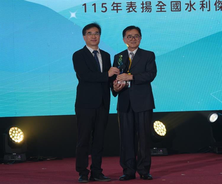 4.水利署表揚水利傑出貢獻人員及團體-大禹獎-農業部農田水利署新竹管理處林賢正處長