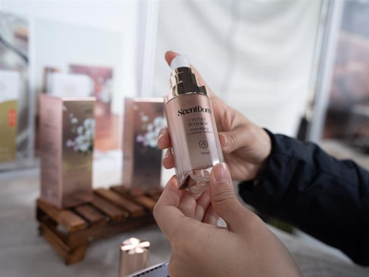 開啟彈跳視窗，連結到工研院在經濟部產業技術司支持下，將AI科技導入智慧溫室，讓霧台鄉「金釵石斛」存活率提升至95%以上。(jpg檔)