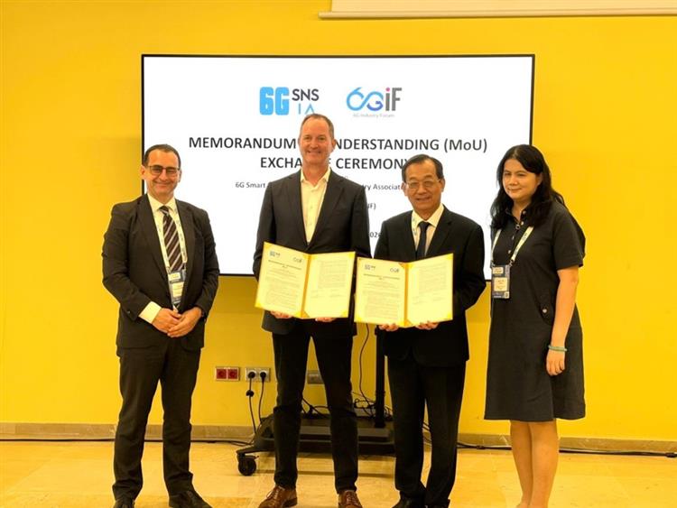 Open popup window for witnessed the signing of a cooperation MoU between 6G-IA and 6GIF(jpg)