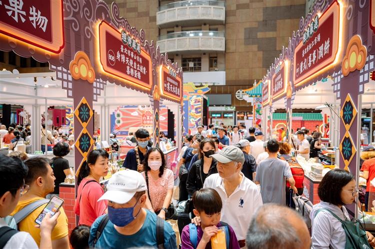 2024台灣市博會北區場以「福祿壽」為主題，兩日共吸引了7.2萬名民眾參與