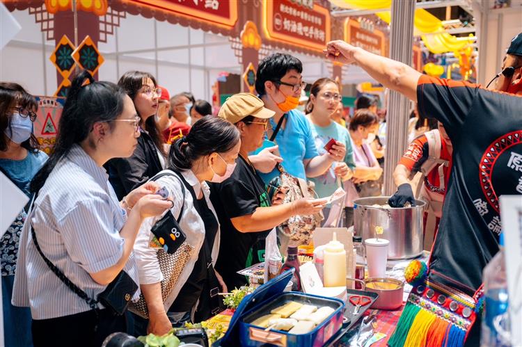 2024台灣市博會北區場以「福祿壽」為主題，兩日共吸引了7.2萬名民眾參與