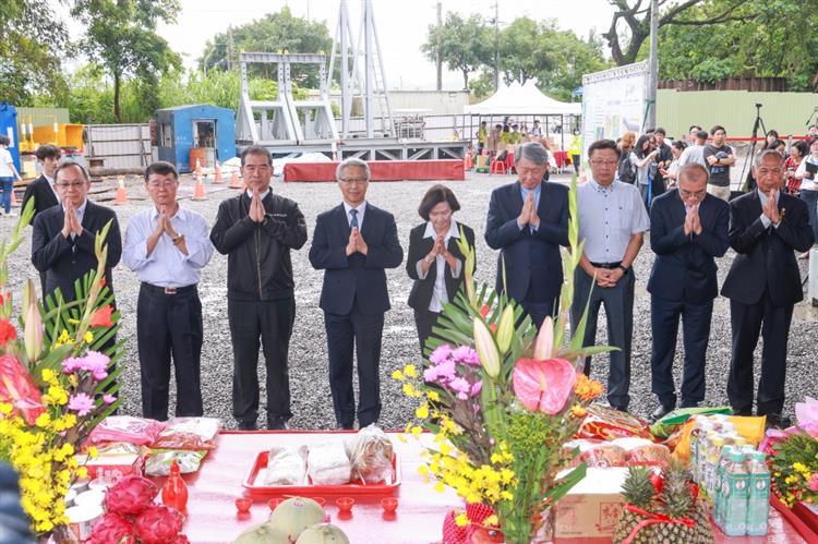 積極開發地熱能源 宜蘭員山深層地熱探測井開鑽積極開發地熱能源 宜蘭員山深層地熱探測井開鑽