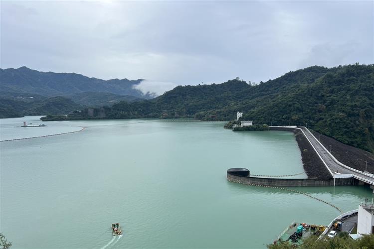 水利人員春節期間堅守崗位，確保水庫供水正常-曾文水庫