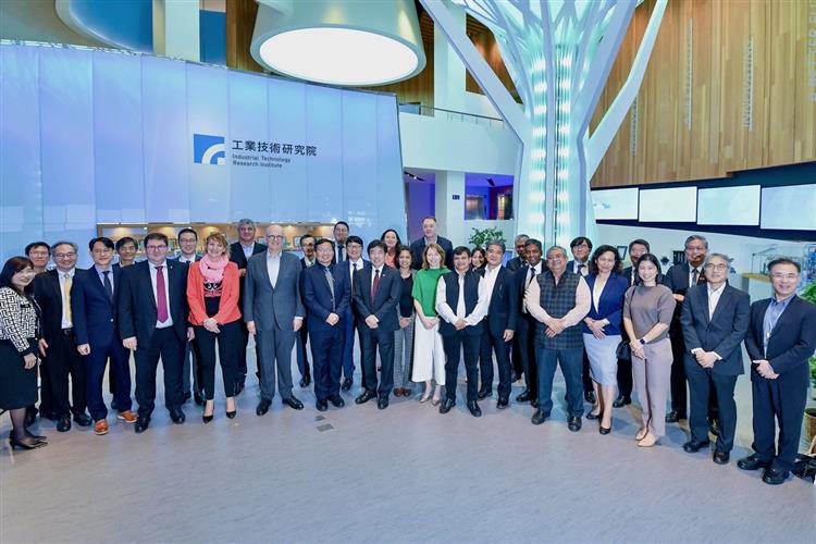 Open popup window for RIN, the world's largest network of RTOs, convened its CEOs Meeting in Asia for the first tim.(jpg)
